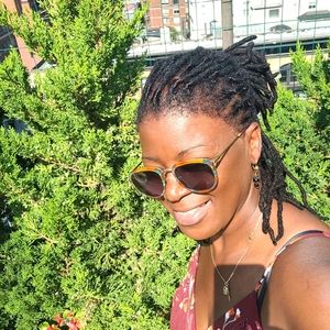 Meet your Posher, Nadia